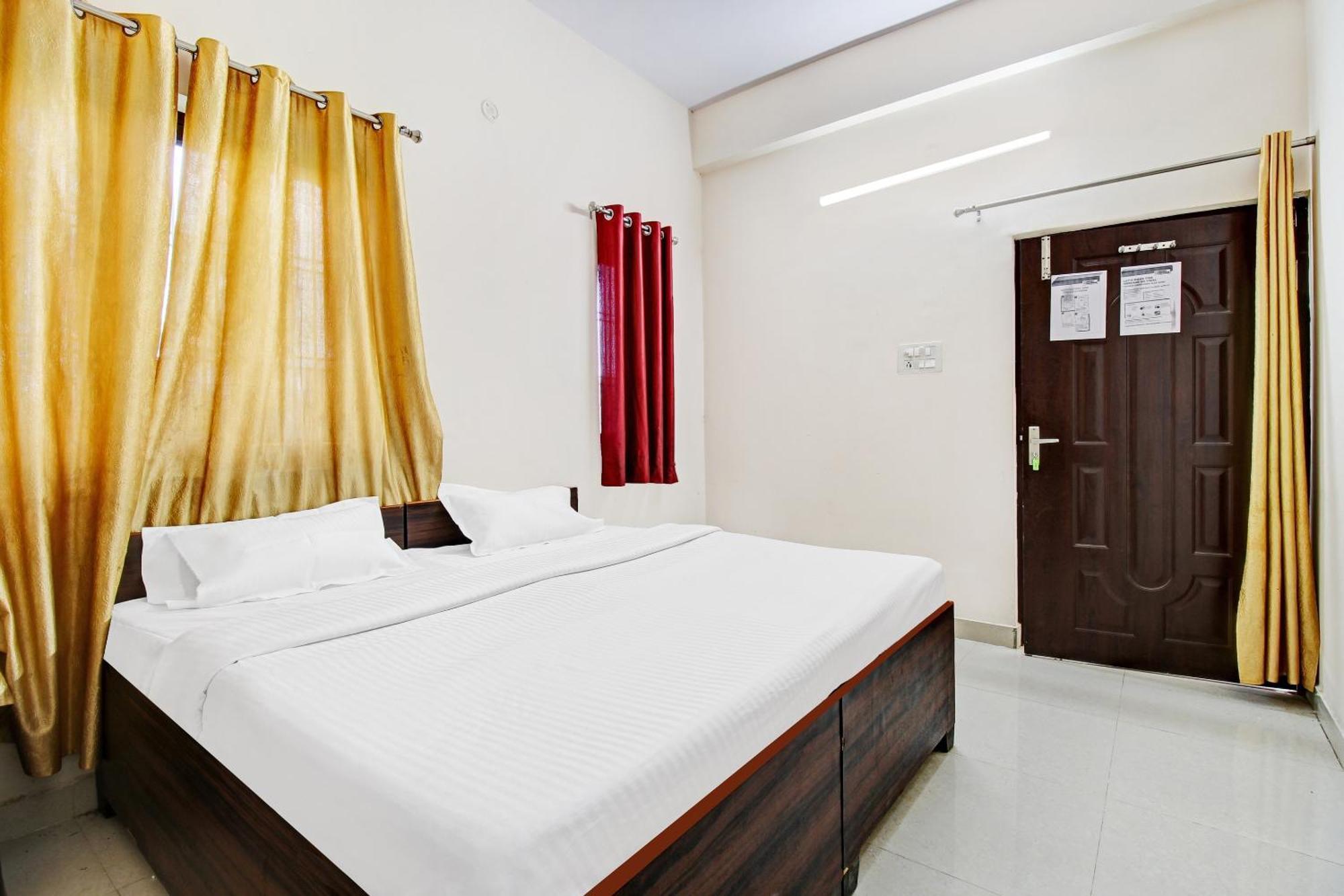Hotel O Jr Hotel 勒克瑙 外观 照片