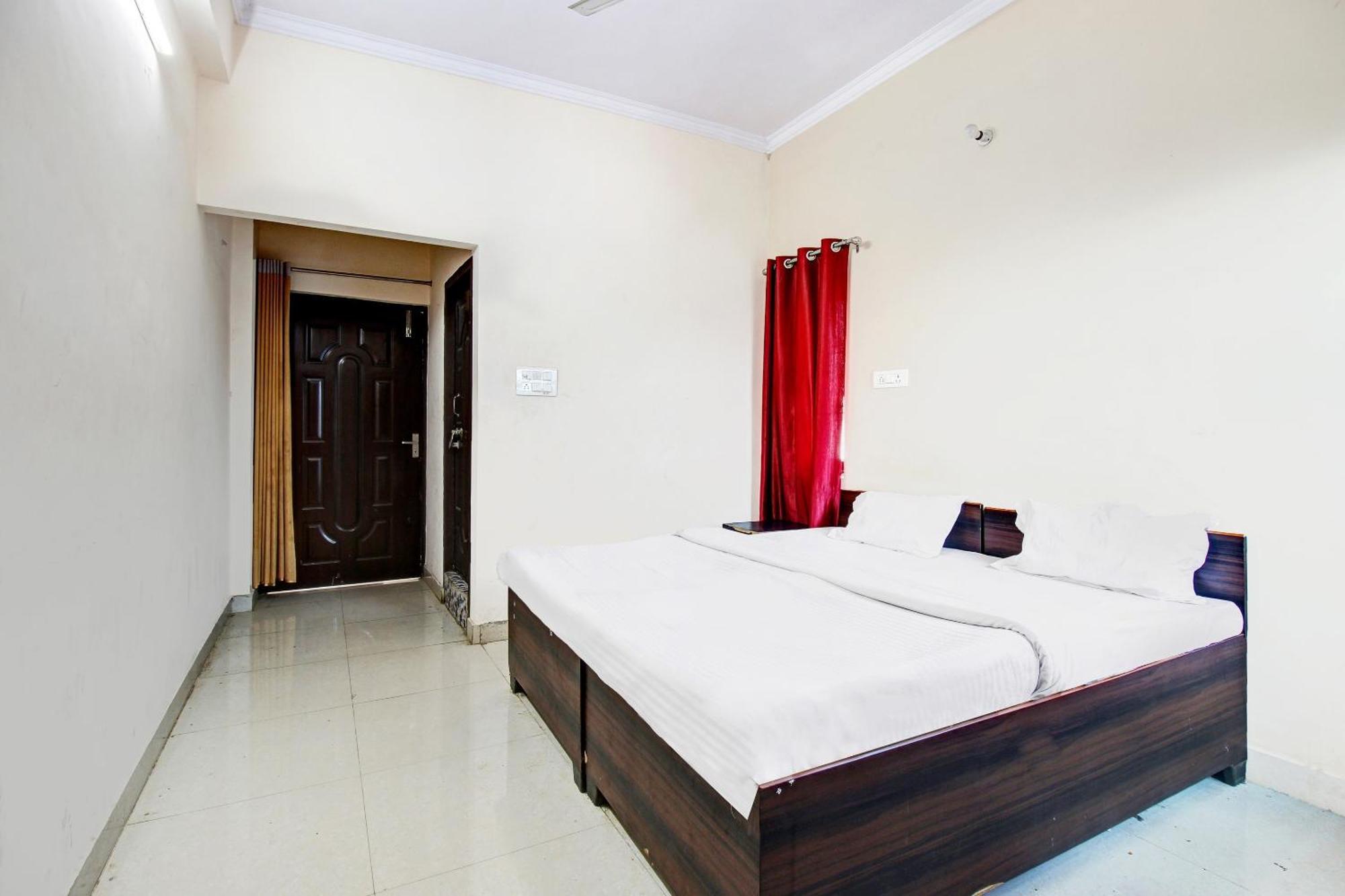 Hotel O Jr Hotel 勒克瑙 外观 照片